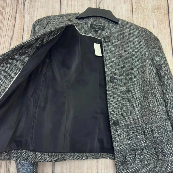 Talbots Womens Tweed Ruffle Trim Wool Blend Blazer Jacket size 4P - Picture 12 of 13